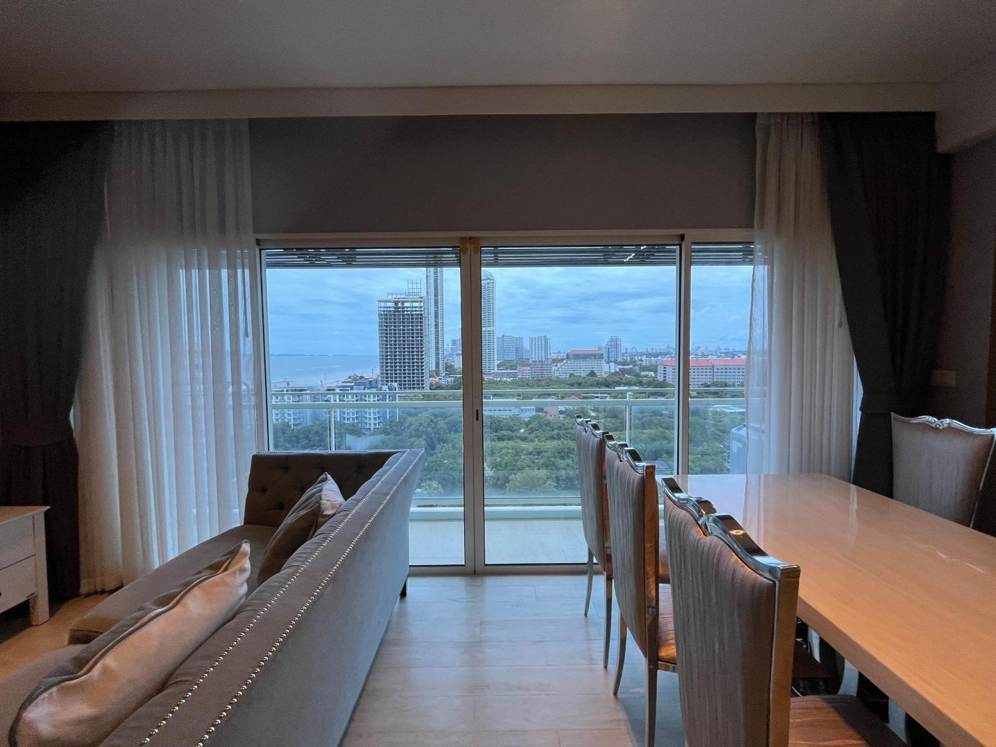 Luxury - - Veranda Apartment