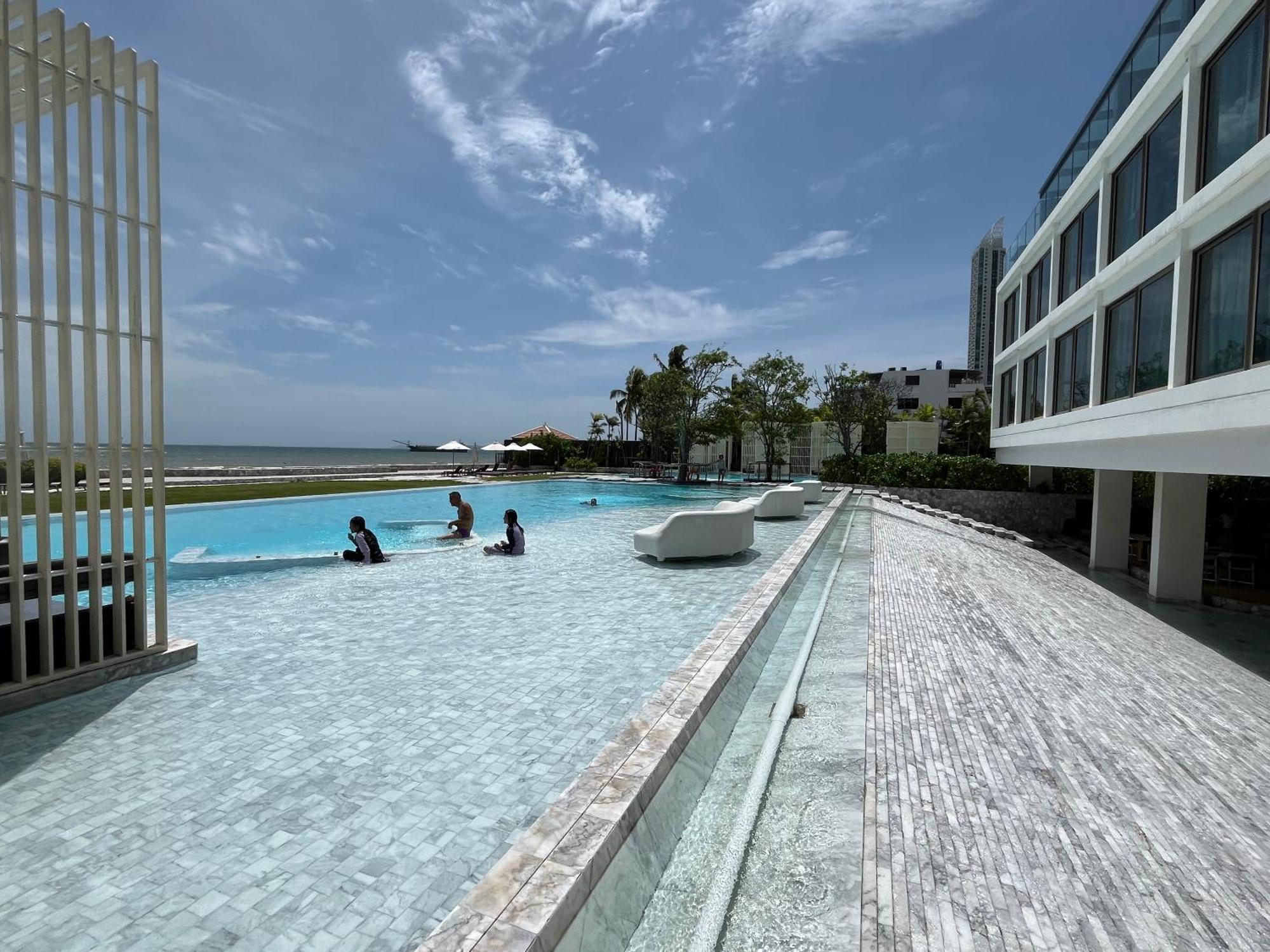 Luxury - - Veranda Apartment *