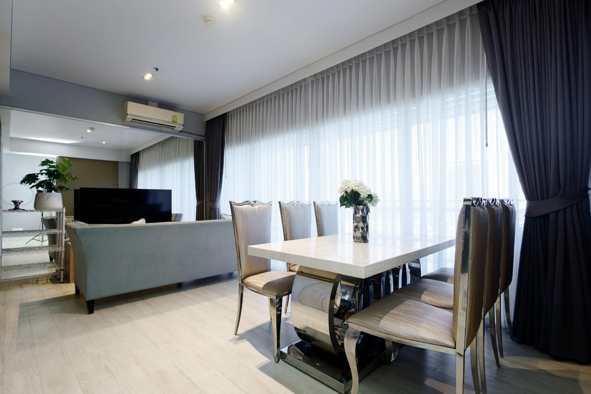 Luxury - - Veranda Apartment